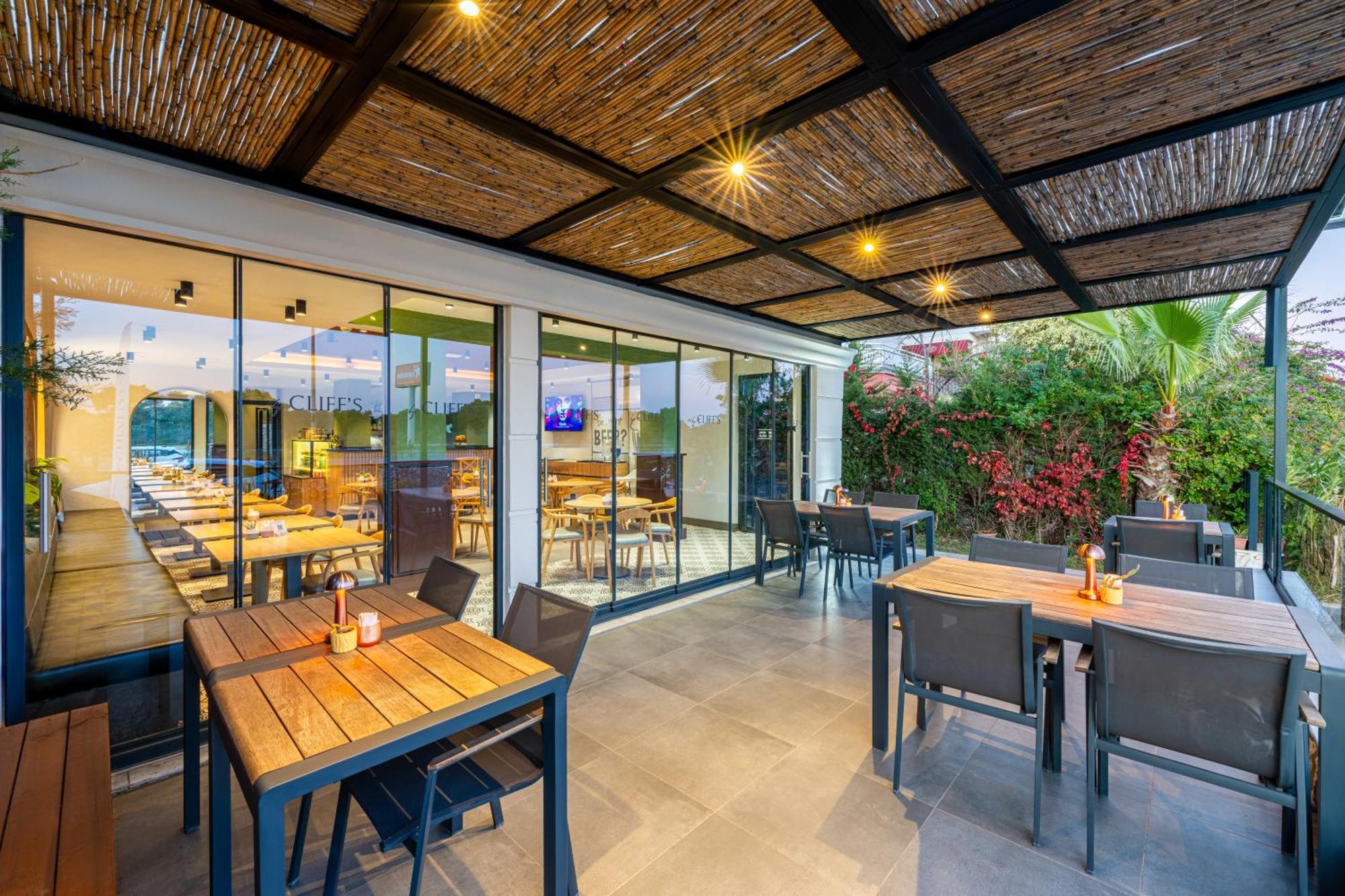Hotel Echinus Lara *